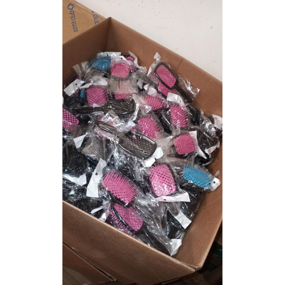 Plastic Hair Brushes| Everyday Detangling Brush (Assorted Colors)