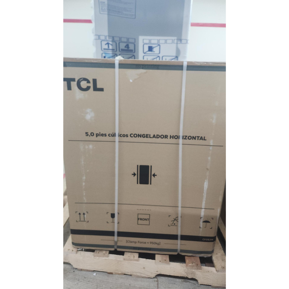 TCL 5.0 Cu. Ft. Chest Freezer - Garage Ready, White CF053W