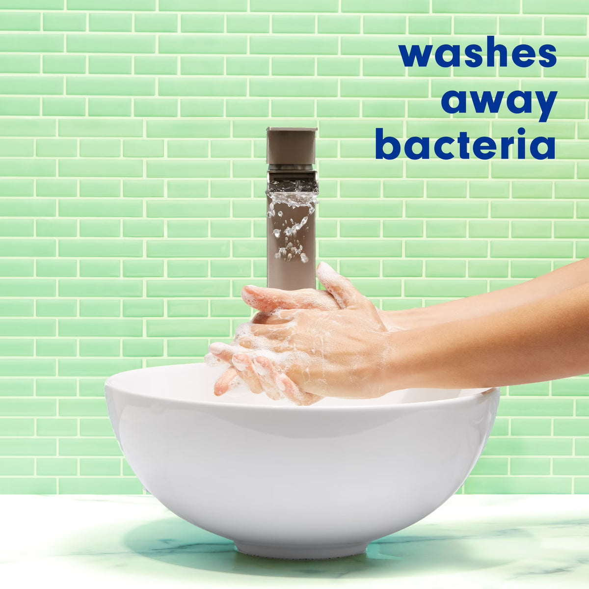 Softsoap Soothing Clean Aloe Vera Liquid Hand Soap – Moisturizing Hand Wash, Fresh Scent, 7.5 fl oz