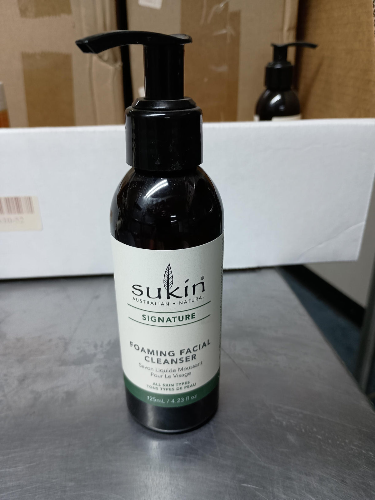 Sukin Signature Foaming Facial Cleanser 4.23 oz | Gentle Face Wash with Chamomile, Aloe Vera, Green Tea & Witch Hazel