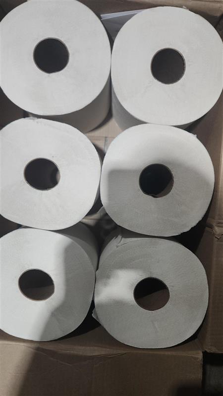 GEN Centerpull Towels, 2-Ply, White, 600 Roll, 6 Rolls/Carton