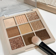 Dikalu 9-Color Eyeshadow Palette – Multi-Shade Eye Makeup Palette
