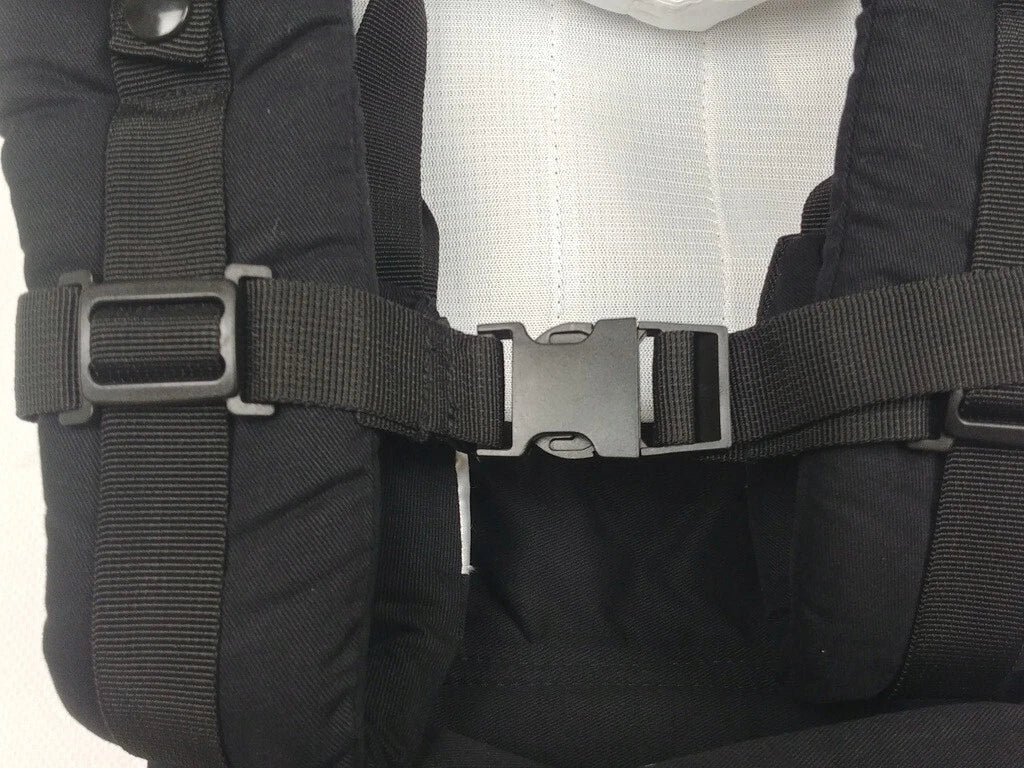 Geenev Ergonomic Baby Carrier with Detachable Sleeping Hood, Storage Pouches & Padded Waist Belt – Black